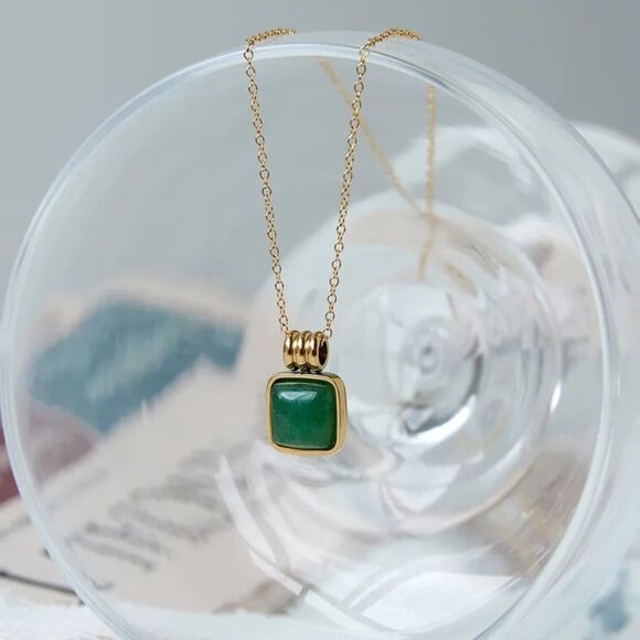 18K Gold Plated Square Stone Pendant Gold Natural Stone Green Pendant Necklace - Picture 1 of 6